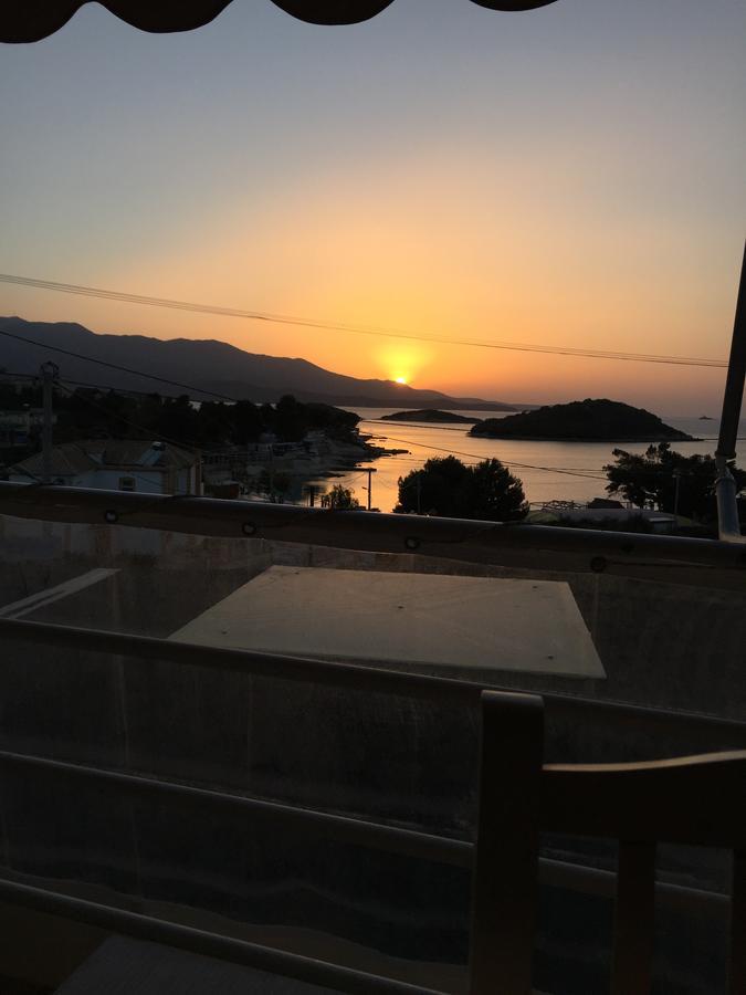 Voda Apartments Ksamil Esterno foto